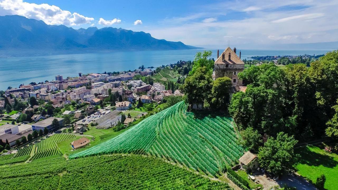 Montreux Castle | Charming Lake View Studio Exterior foto
