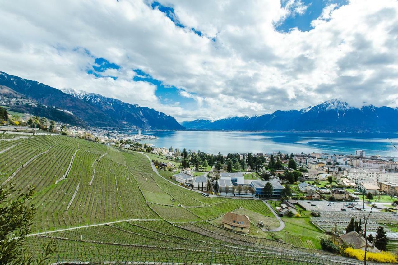 Montreux Castle | Charming Lake View Studio Exterior foto